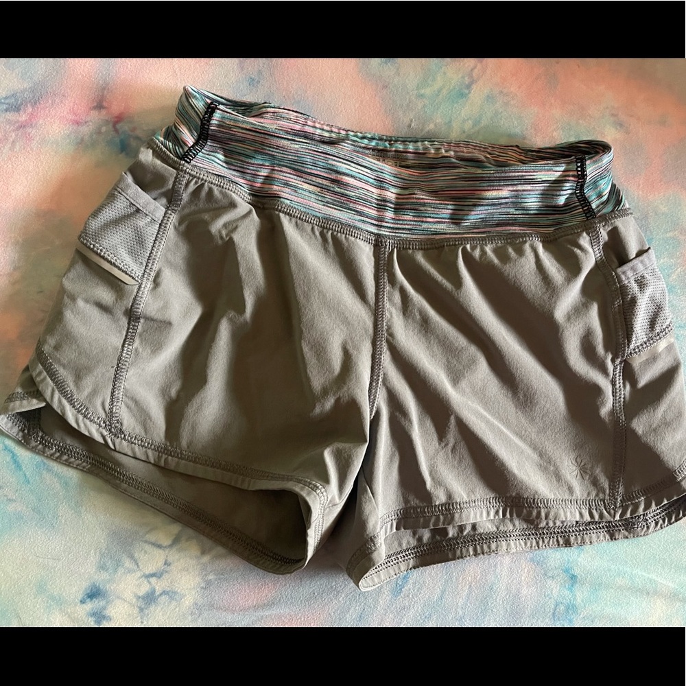 EUC Athleta Girl gray shorts, size M/8-10
